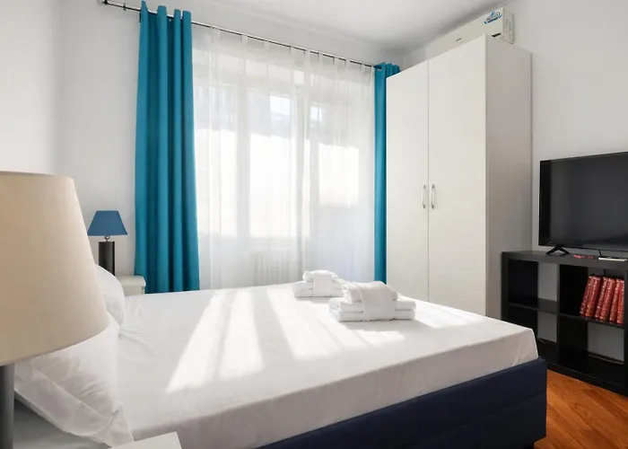 Elegantis Scalia Comfortable With 2 Private Balcony - Vaticano, Metro And Historic Centre Nearby